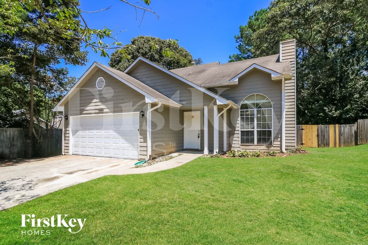 10258 Misty Ridge Dr - Photo 2 of 19