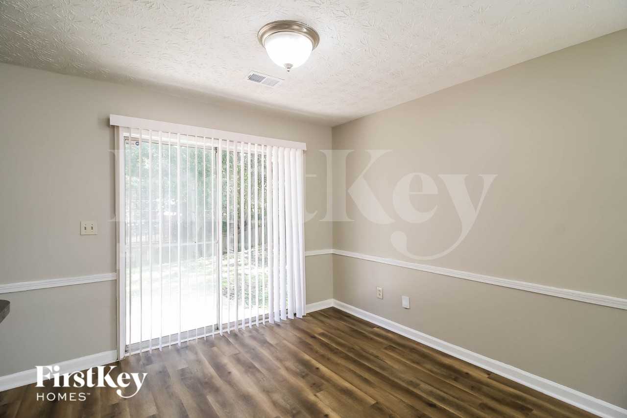 10258 Misty Ridge Dr - Photo 6 of 19