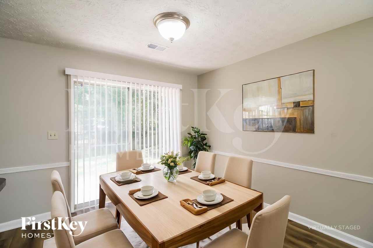 10258 Misty Ridge Dr - Photo 7 of 19