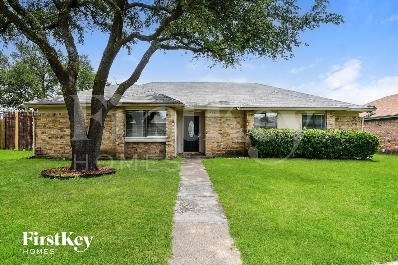 1007 Creighton Ct