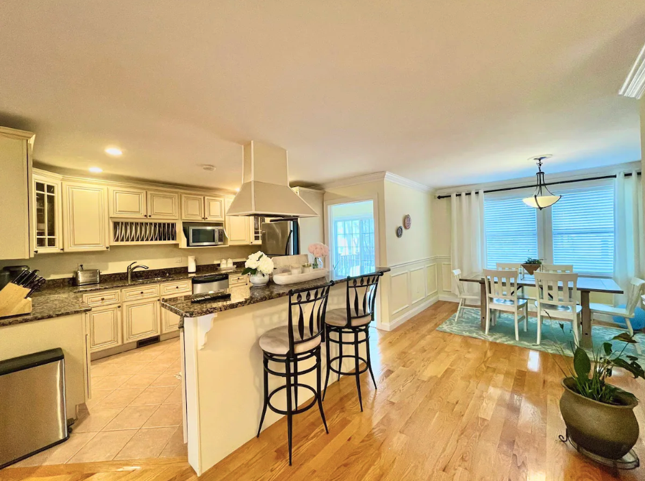 3 Germain Ave #2 - Photo 6 of 27