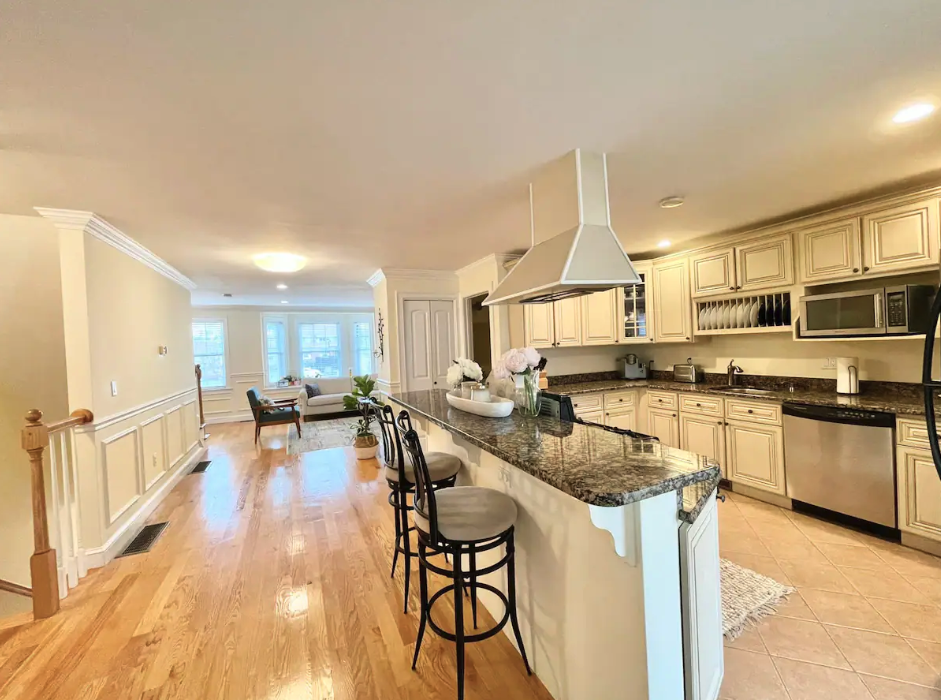 3 Germain Ave #2 - Photo 7 of 27