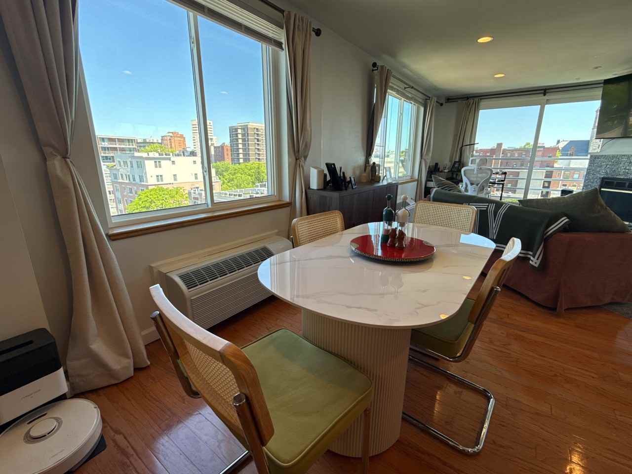 332 Franklin St #700 - Photo 4 of 17