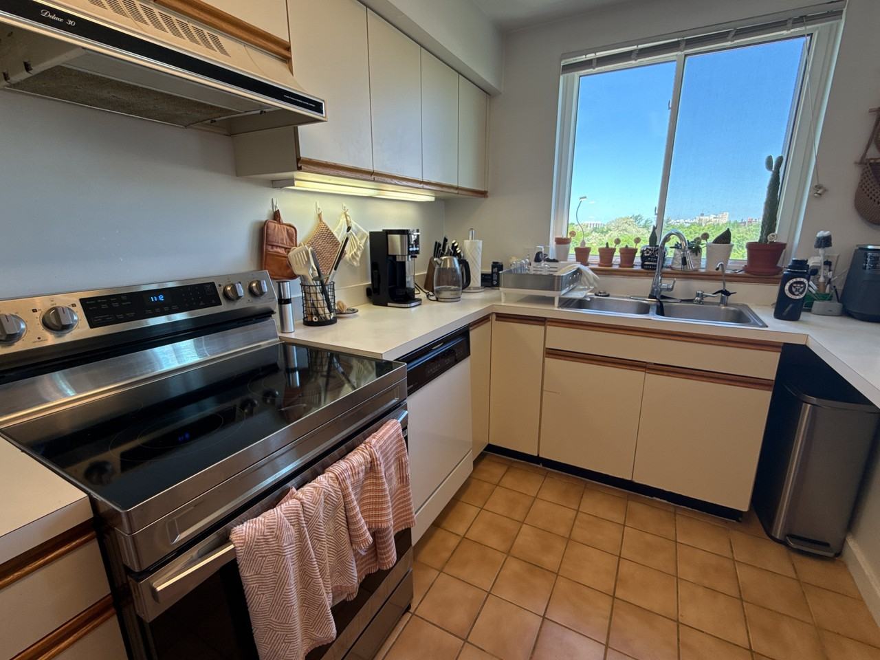 332 Franklin St #700 - Photo 6 of 17