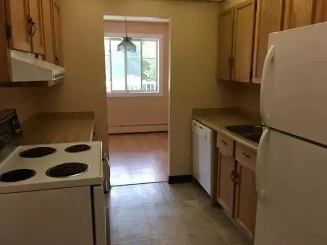 8149 111 St Nw #205 - Photo 7 of 20
