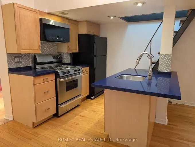 230 Ontario St - Photo 2 of 11