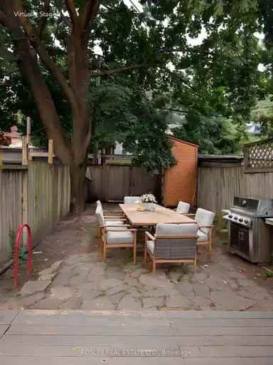 230 Ontario St - Photo 4 of 11