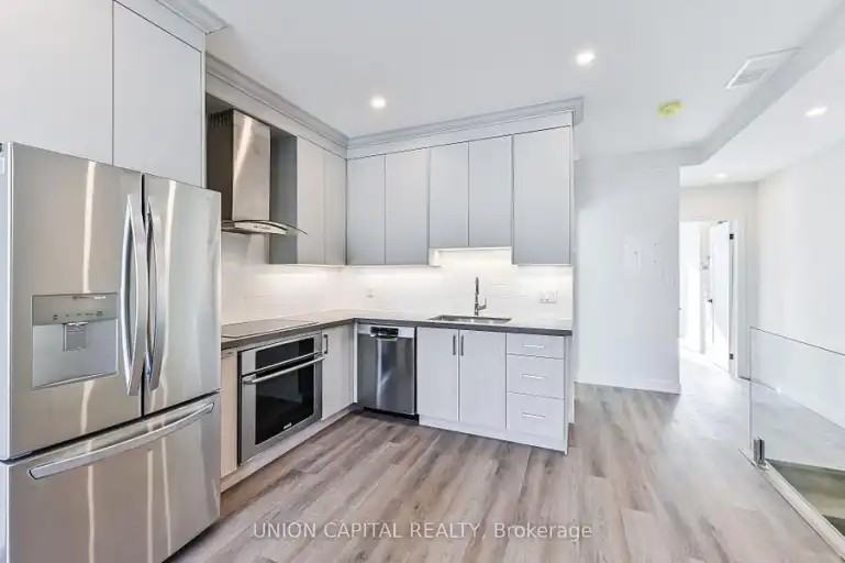 180 Broadview Ave #2 - Photo 2 of 12