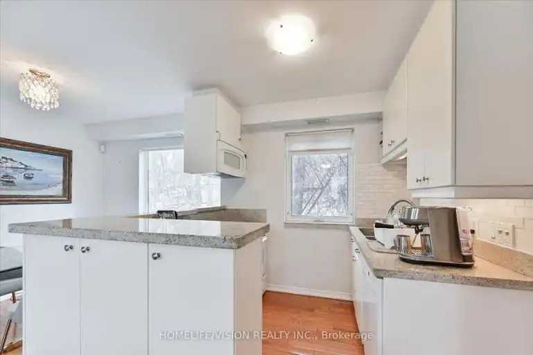 400 Summerhill Ave #2 - Photo 2 of 15