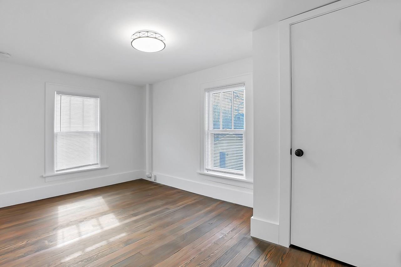 743 Lilley Ave - Photo 5 of 20