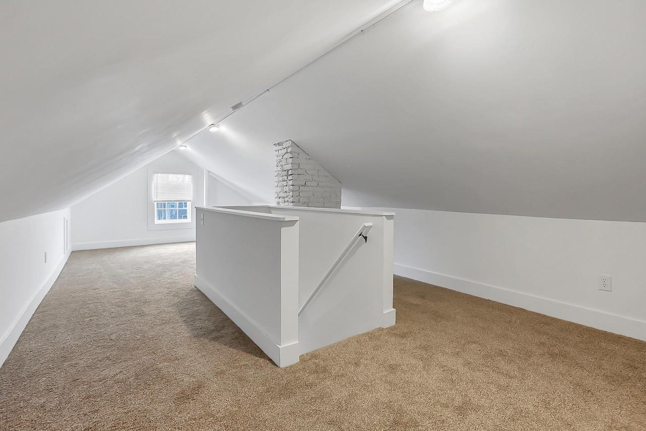 743 Lilley Ave - Photo 6 of 20