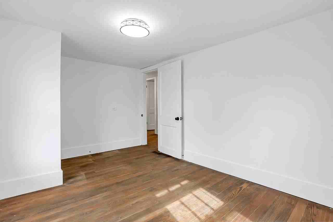 743 Lilley Ave - Photo 7 of 20