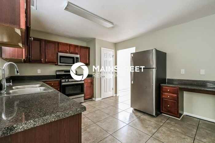 4114 Sitka Dr - Photo 7 of 18