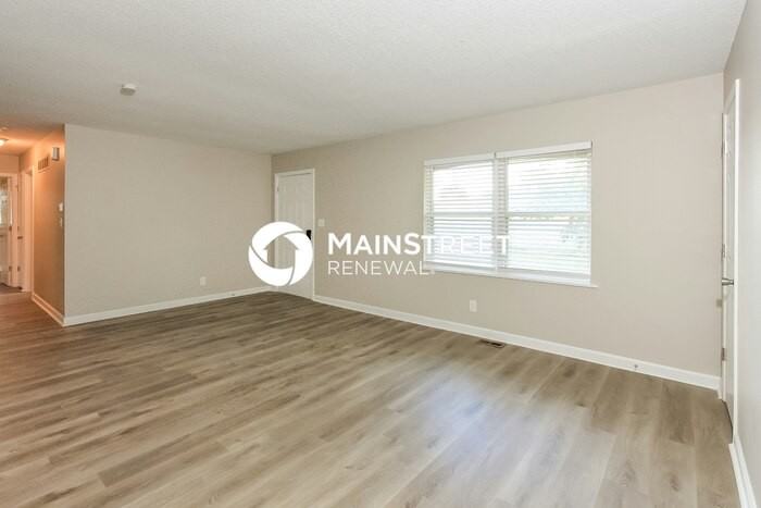 2724 Hutton Rd - Photo 2 of 17
