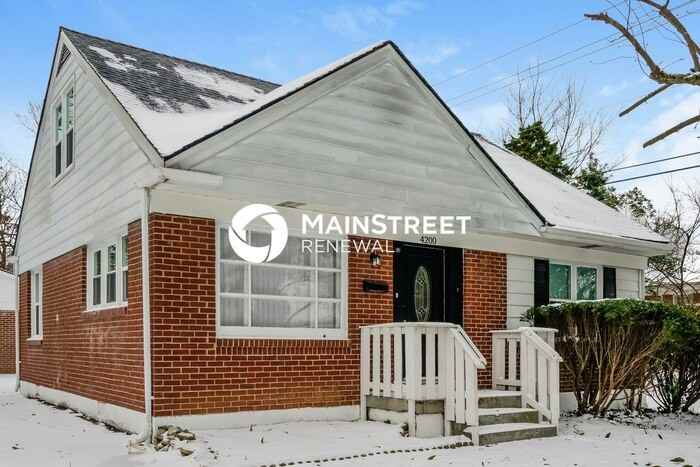 4200 Berkshire Ave - Photo 2 of 18