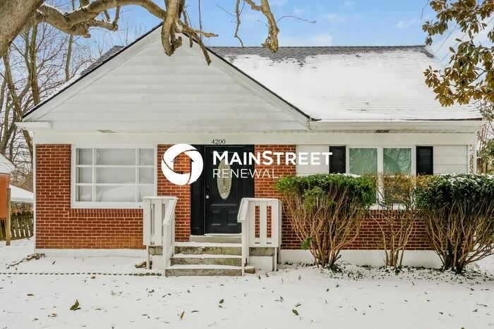 4200 Berkshire Ave - Photo 3 of 18