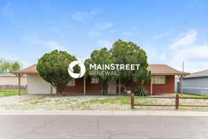 featured image of 4721 E Polk St