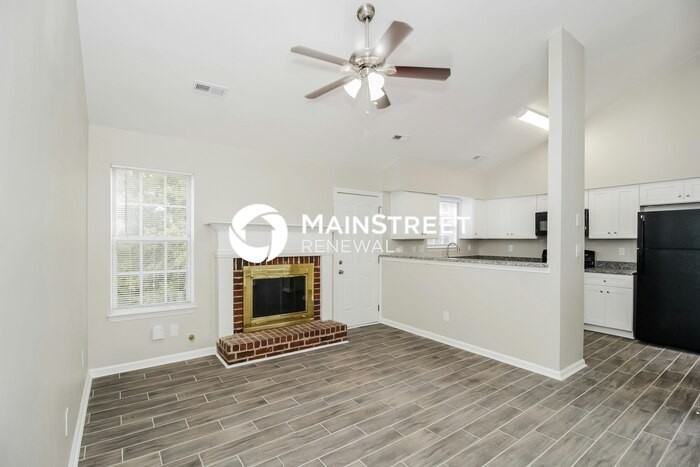7596 Briar Crest Ct - Photo 2 of 17