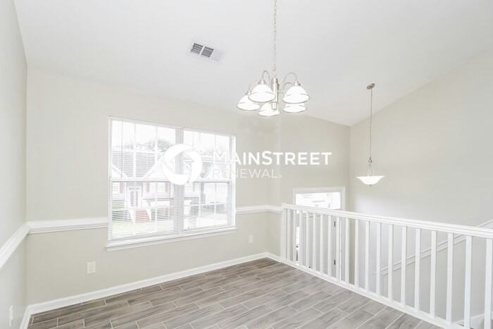 7596 Briar Crest Ct - Photo 4 of 17