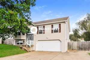 featured image of 970 Sunset Farms Ct