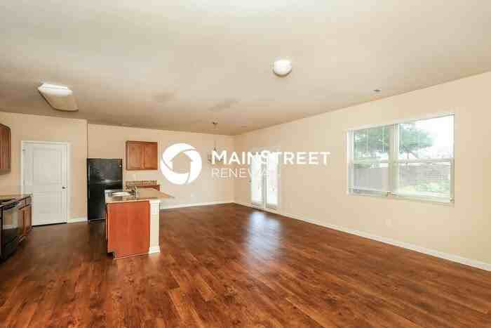 2889 S Hills - Photo 2 of 19