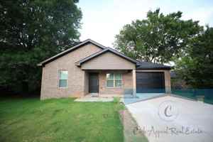featured image of 2406 Boydston St