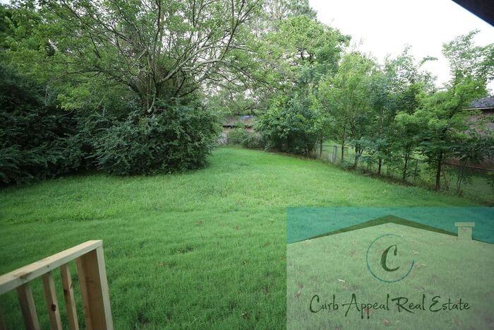 2406 Boydston St - Photo 3 of 14