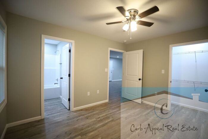 2406 Boydston St - Photo 6 of 14