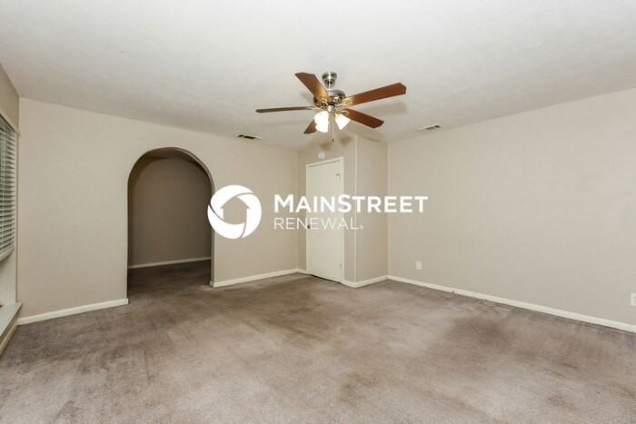 1706 Enchanted Ln - Photo 7 of 19