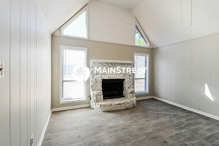 4378 Castle Heights Dr - Photo 3 of 16