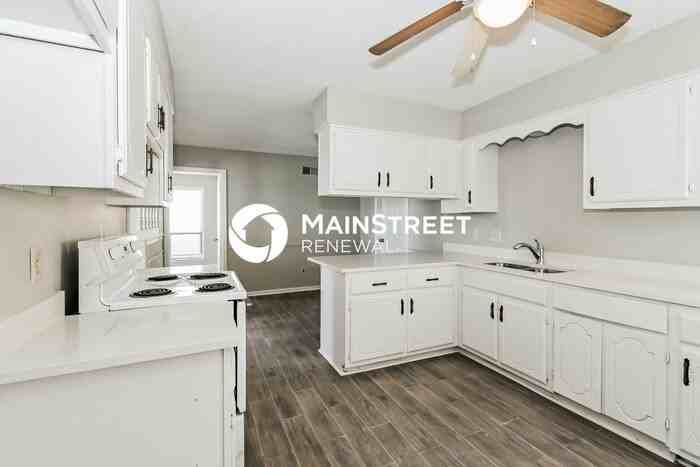 4378 Castle Heights Dr - Photo 6 of 16