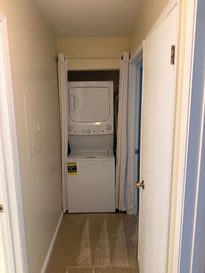 29591 Vanderbilt St - Photo 7 of 12