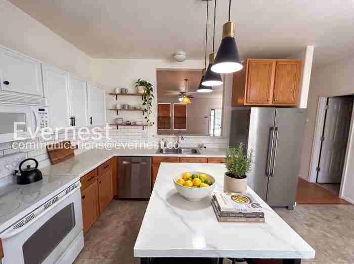 2720 Scotchbroom Pt - Photo 7 of 21