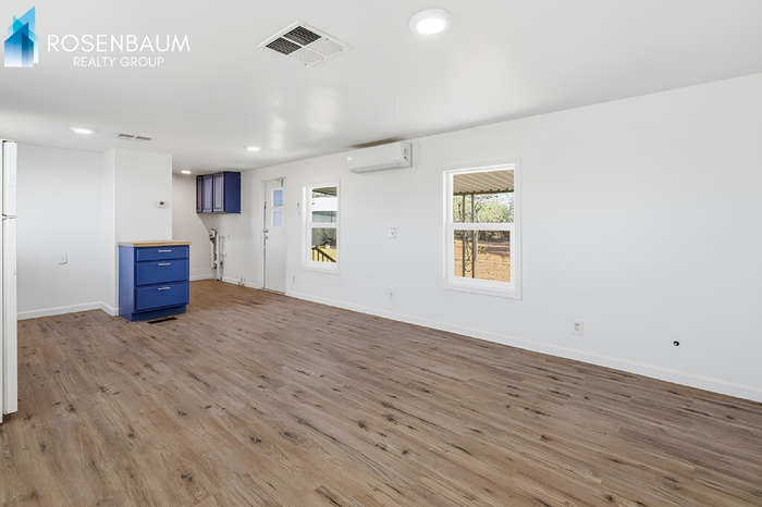 6525 N Brushtail Ln - Photo 2 of 7