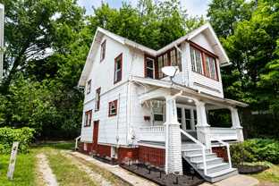 1007 Delia Ave - Photo 1 of 1