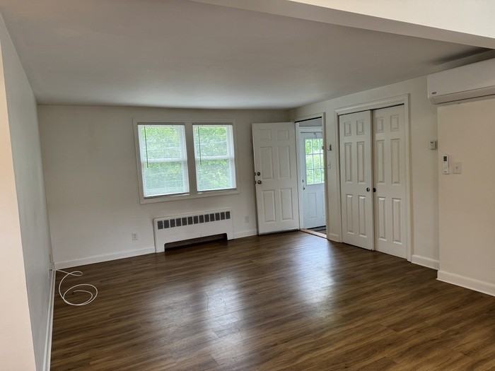 27 Evergreen Ave - Photo 5 of 9