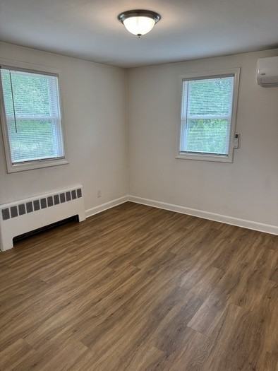 27 Evergreen Ave - Photo 7 of 9