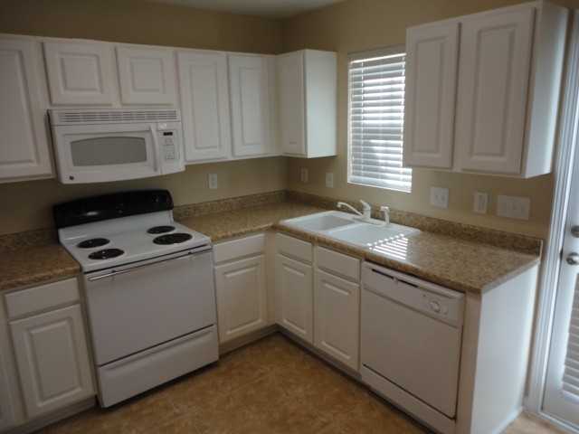 1213 Plexor Ln - Photo 3 of 9