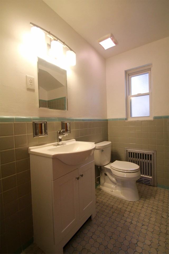 101 Marion AveApt 1 #1 - Photo 3 of 17