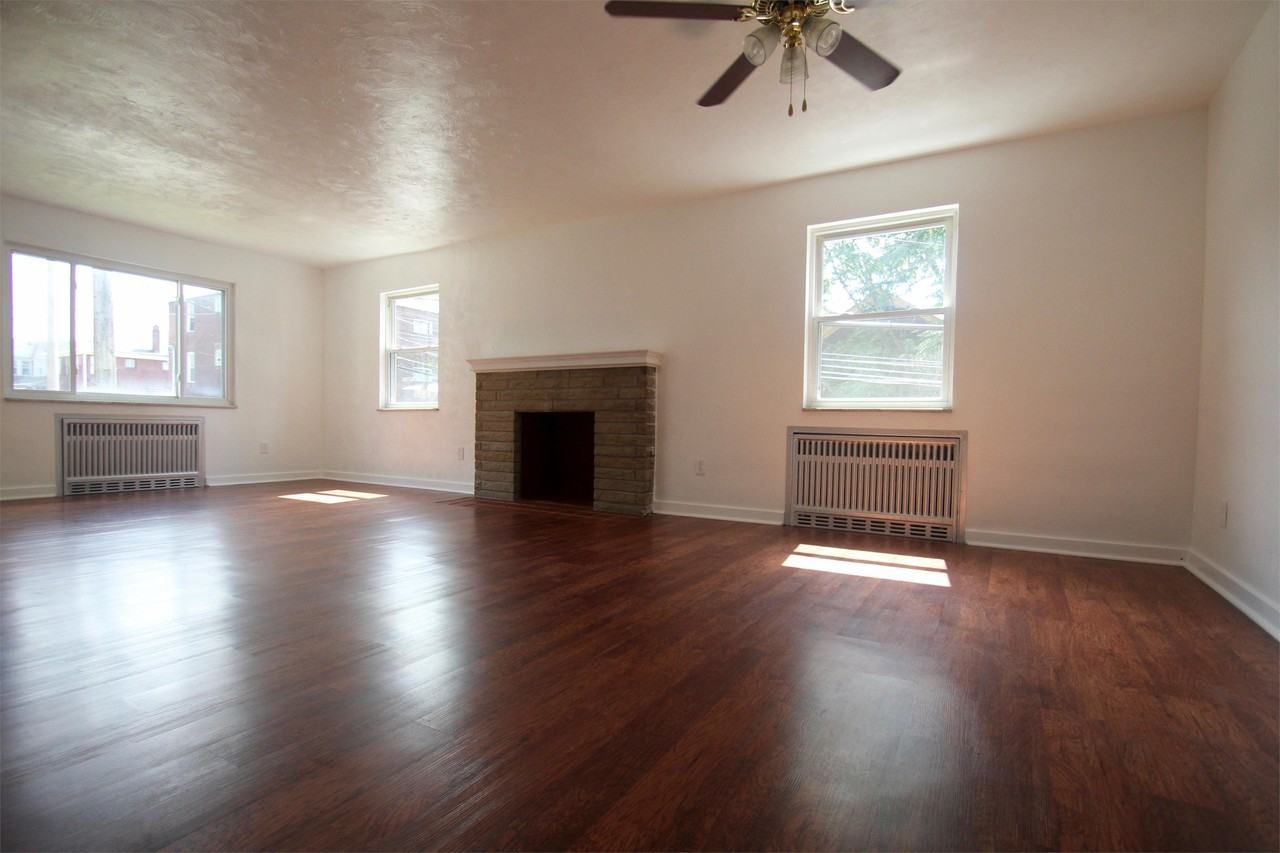 101 Marion AveApt 1 #1 - Photo 5 of 17
