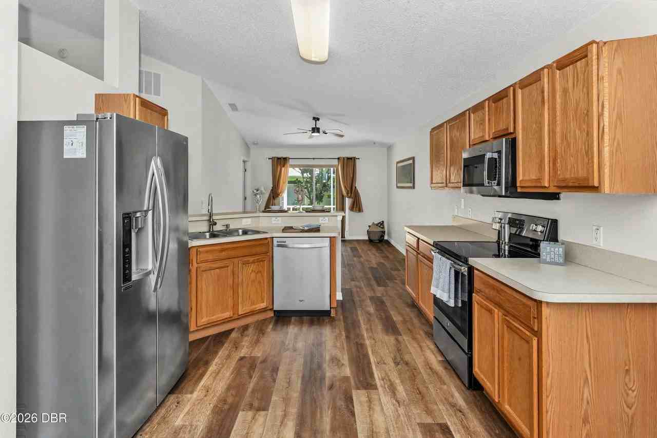 342 Dahoon Holly Dr - Photo 5 of 34