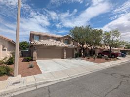 featured image of 1016 Royal Plum Ln