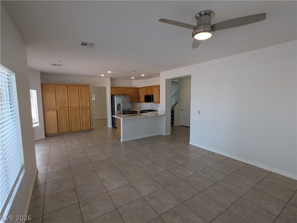 1016 Royal Plum Ln - Photo 6 of 44