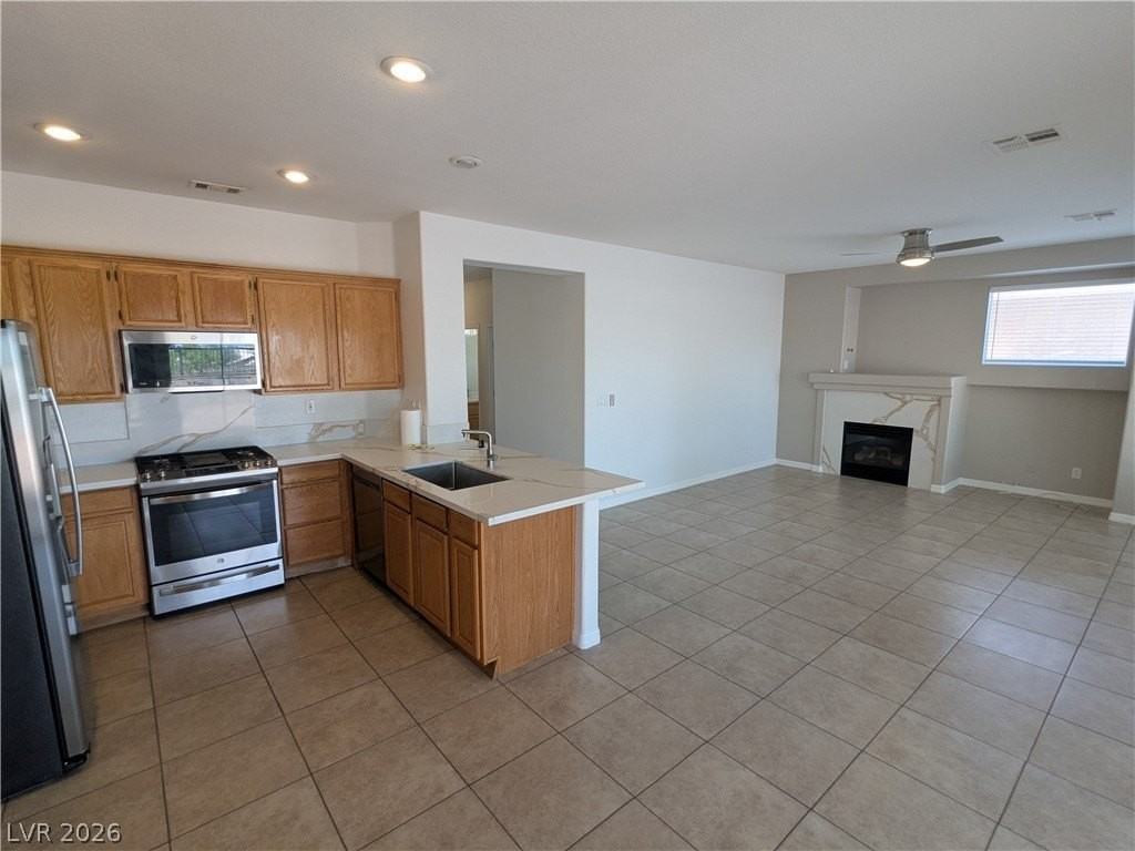1016 Royal Plum Ln - Photo 7 of 44