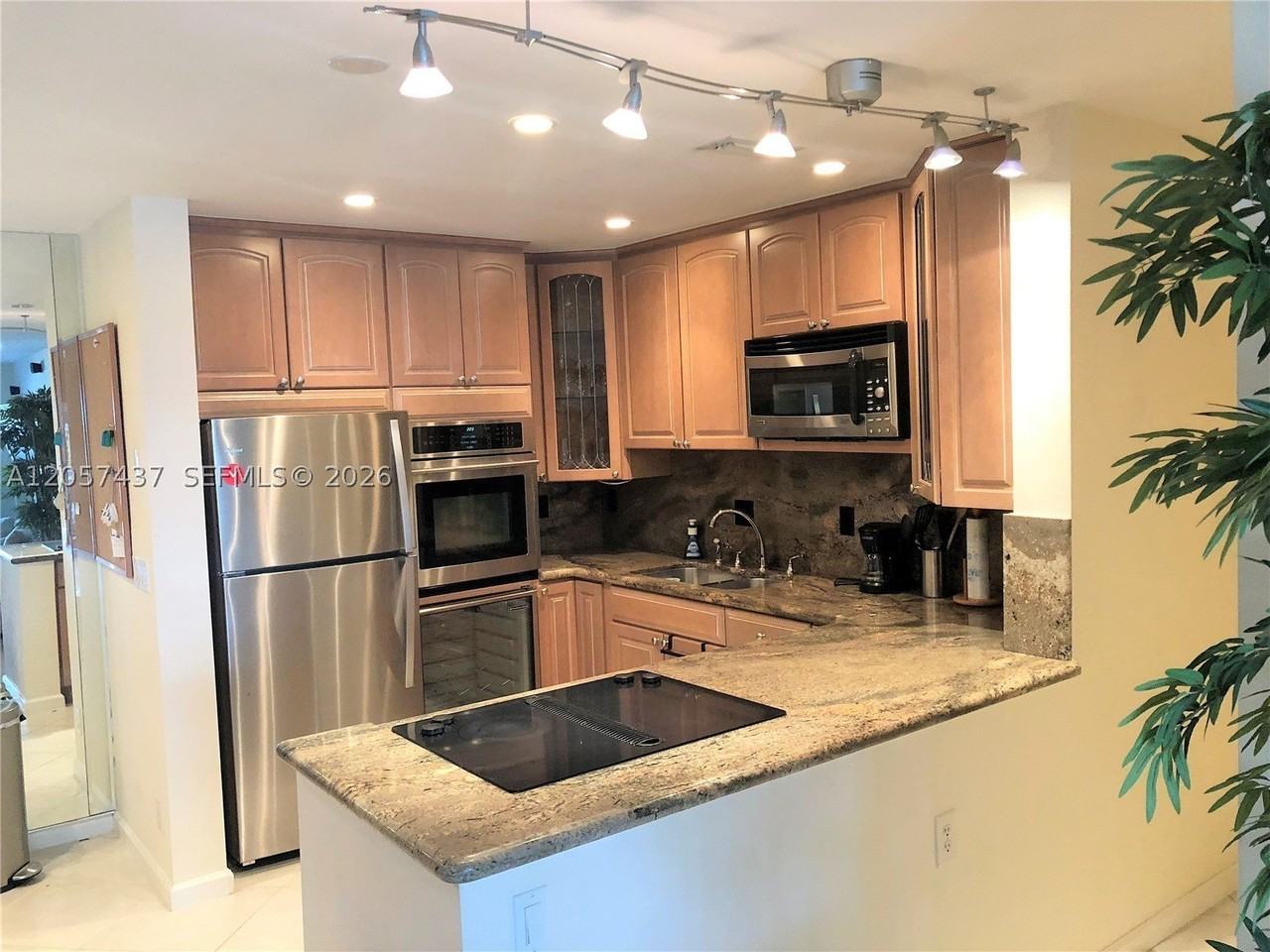 6339 Bay Club Dr #2