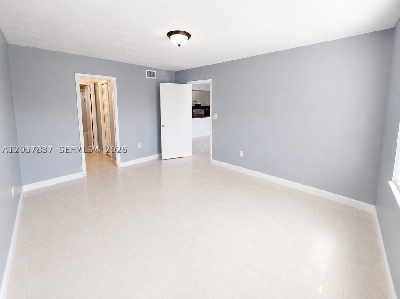 2400 Nw 16th Street Rd #407 - Photo 4 of 49