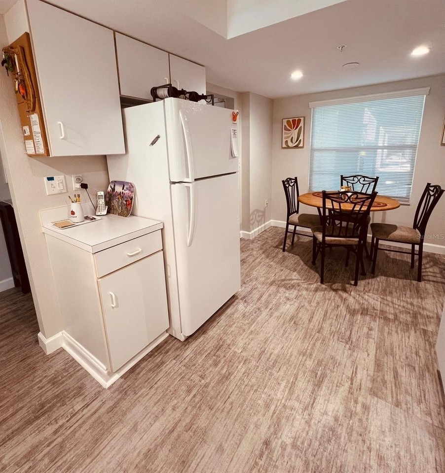 9300 Clubside Cir #1109 - Photo 4 of 45