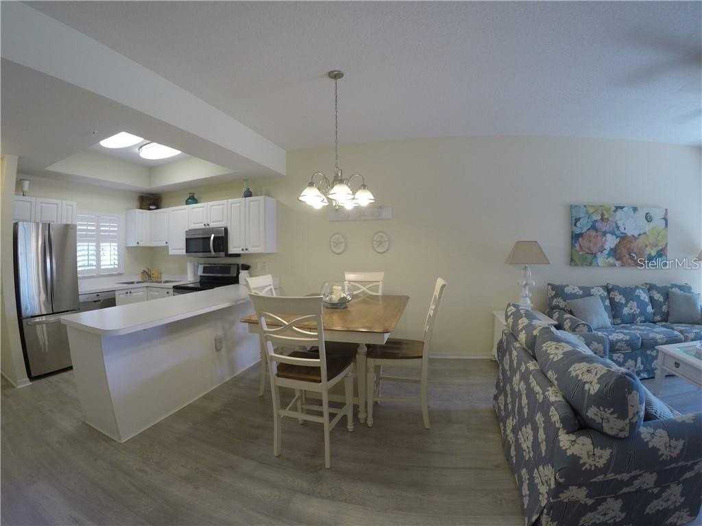4270 Castlebridge Ln #1714B1 - Photo 3 of 15