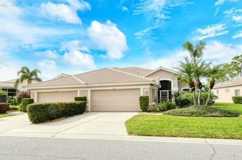 9480 Forest Hills Cir - Photo 1 of 1