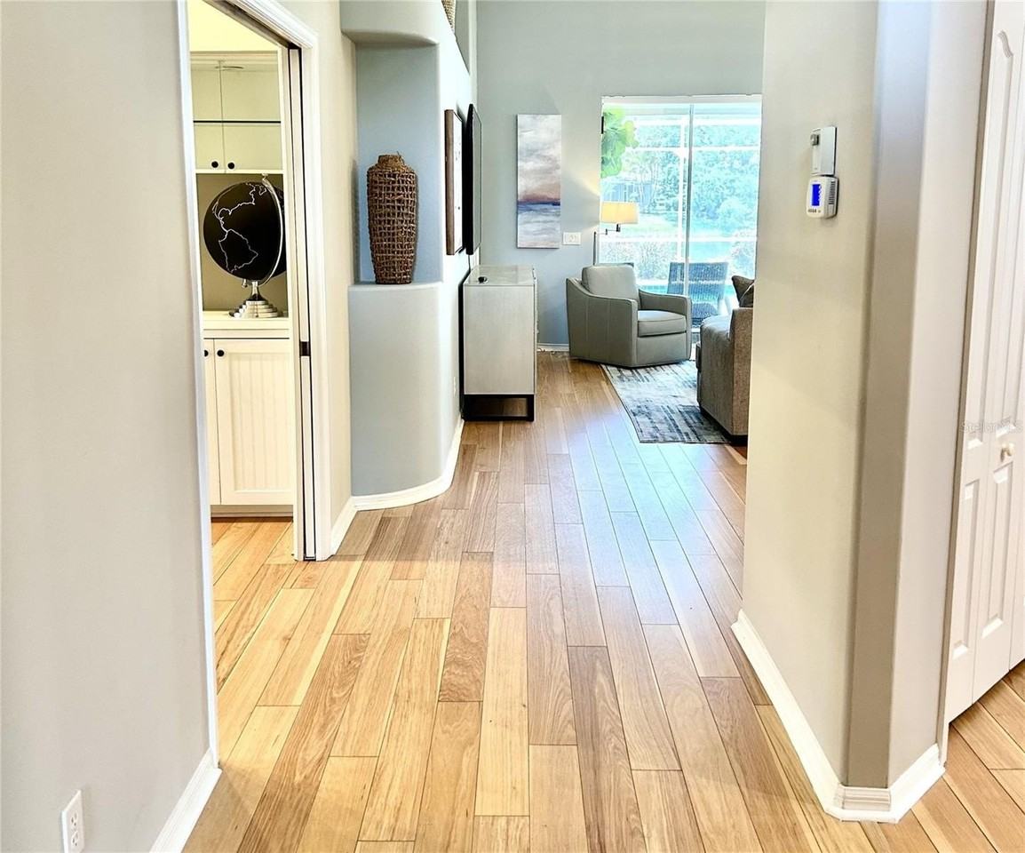 8918 Olde Hickory Ave - Photo 2 of 35